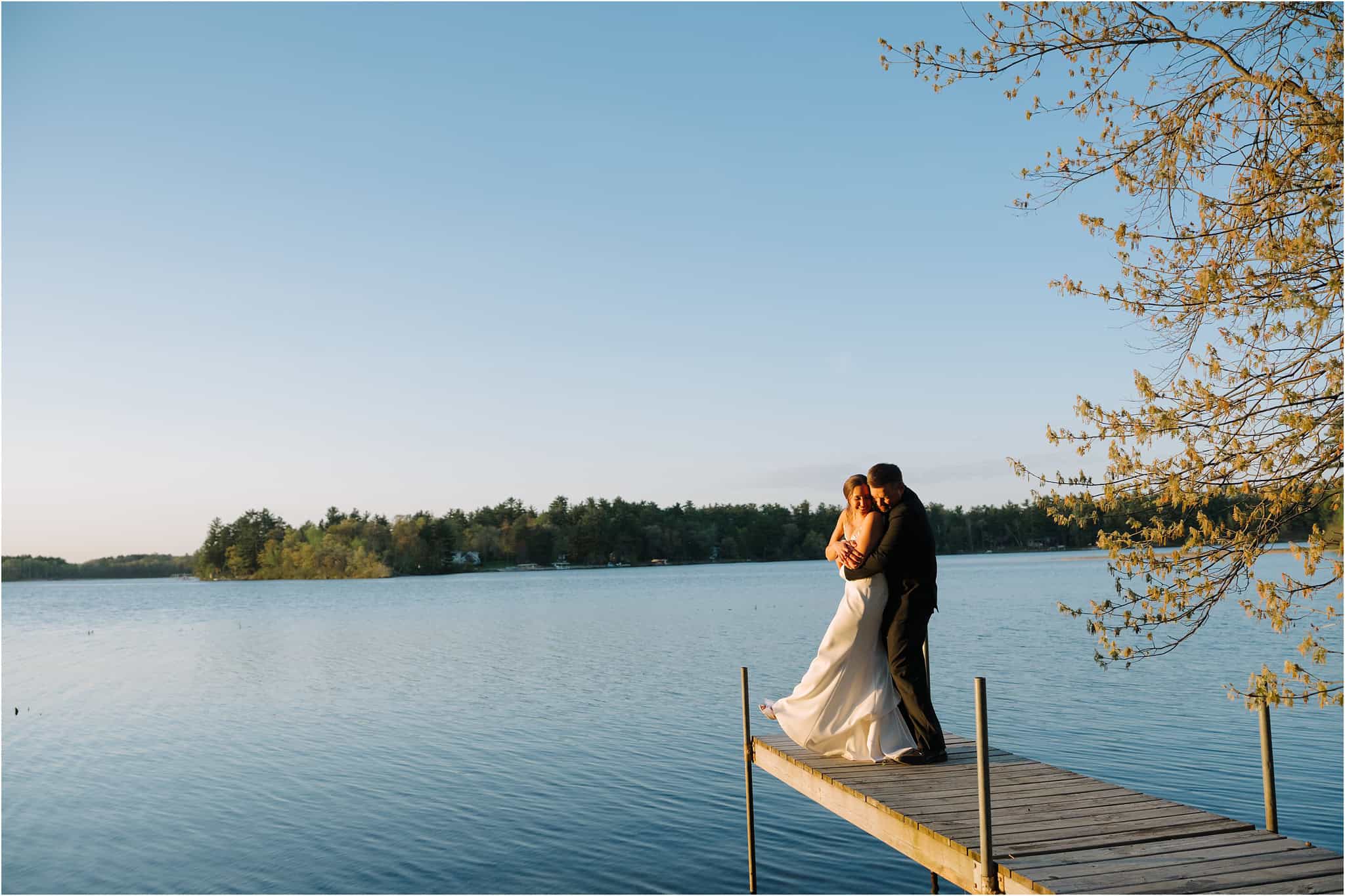 Couples photos by the water at Catalyst Nature Link